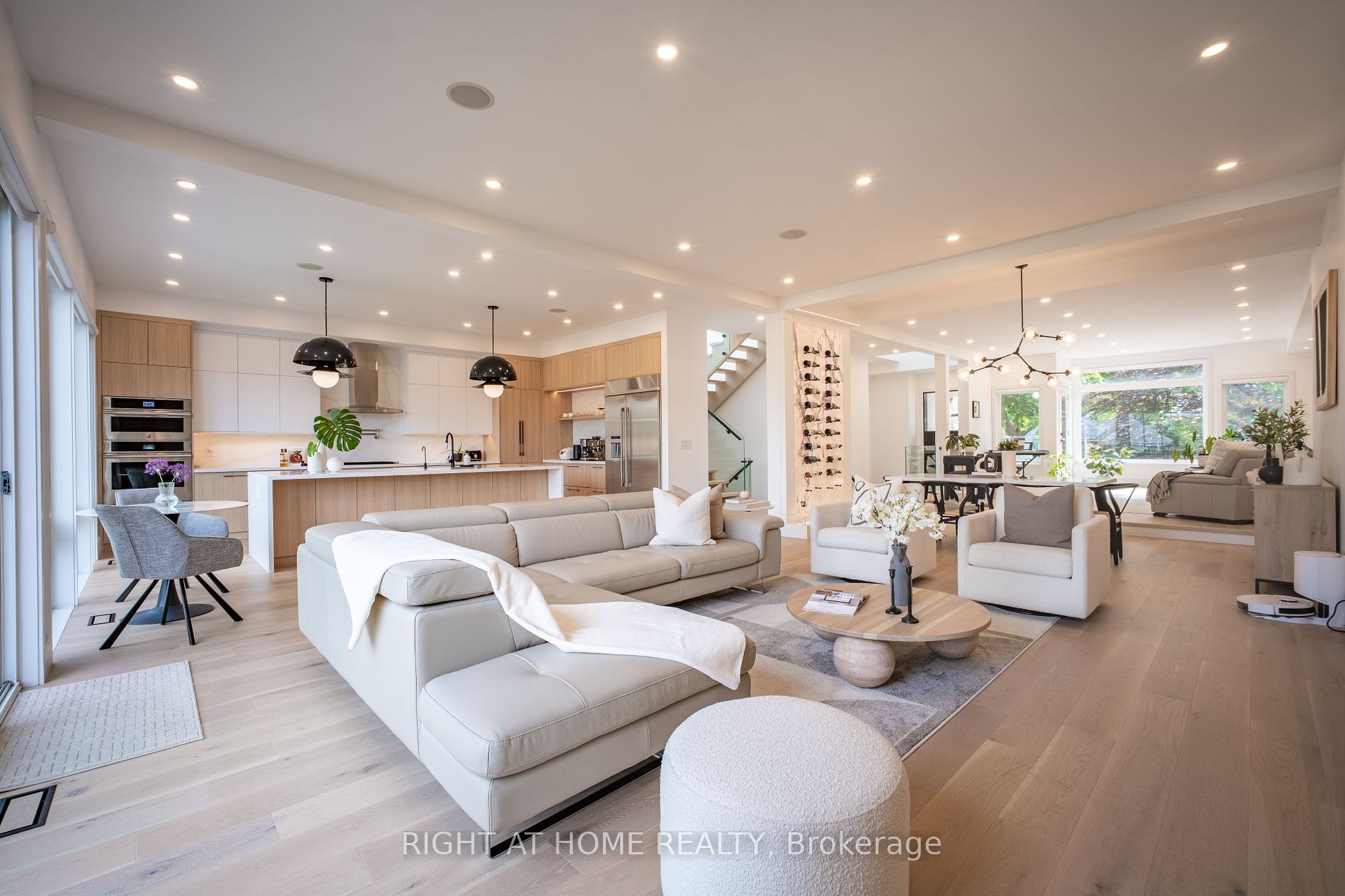 23 Chartwell Rd