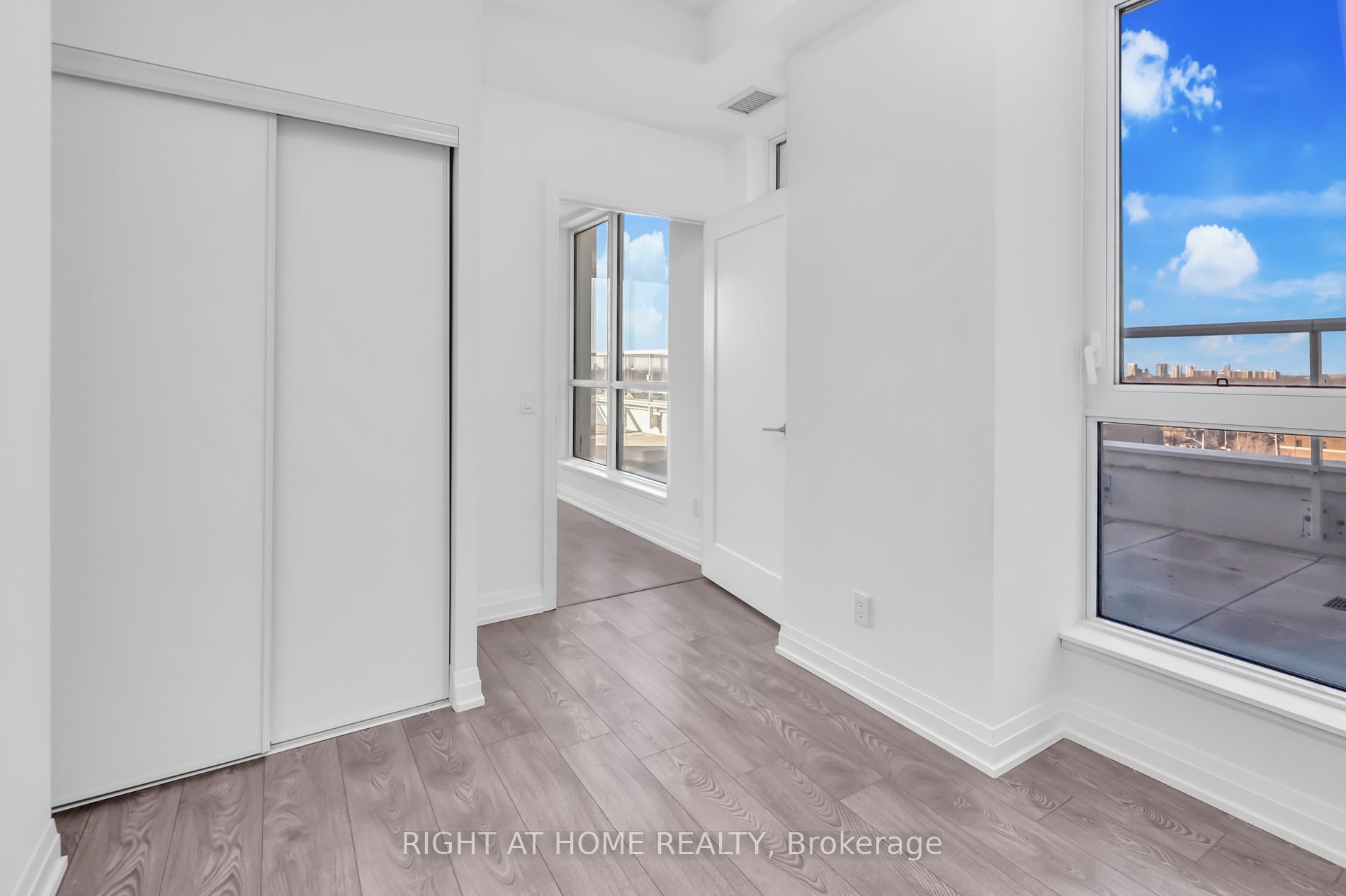 286 Main St 616