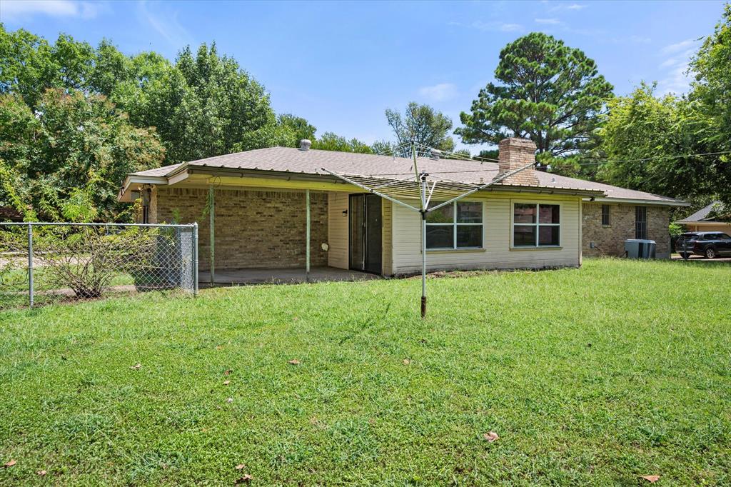 2812 Winfield Drive
