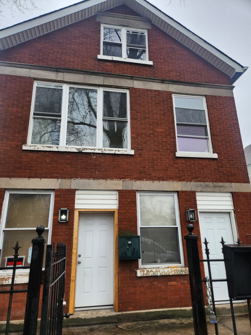 5320 S Laflin Street