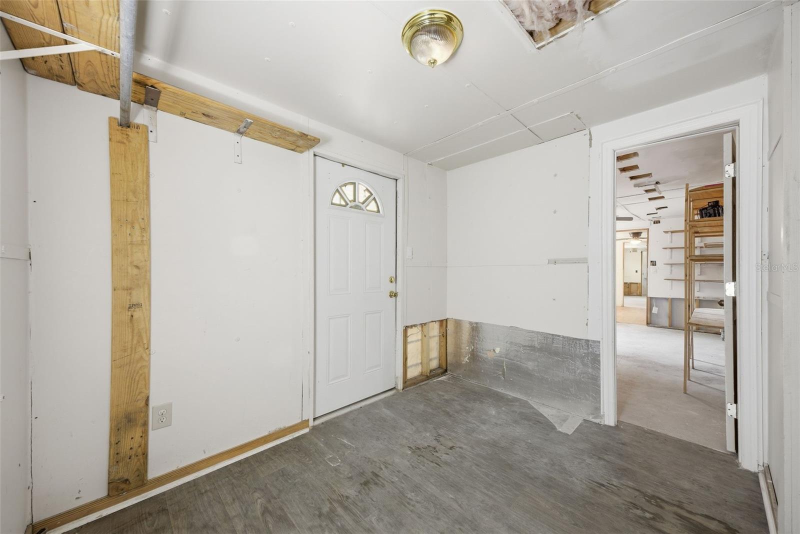 11410 Thomas Road