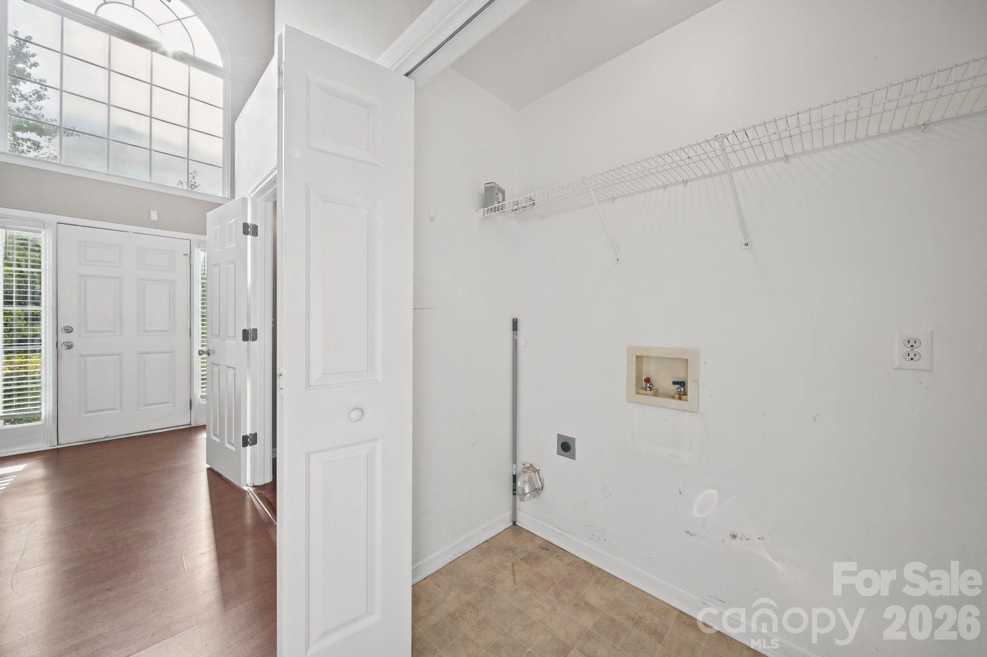 1617 Winthrop Lane 101