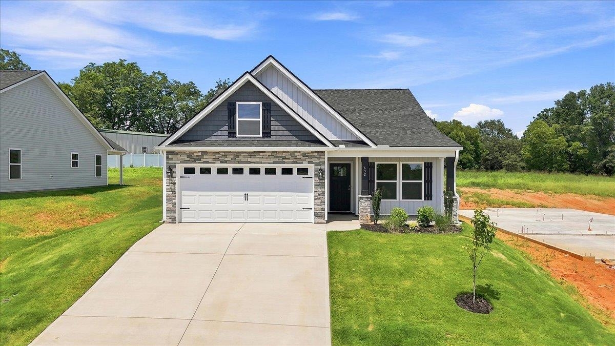 Ask about our Lender Rate Specials on this House! Welcome to Davis Heights, Inman’s newest neighborhood! Nestled in the heart of this charming South Carolina town, Davis Heights offers a perfect blend of modern living and small-town charm. Enjoy brand-new construction with thoughtfully designed homes featuring open floor plans, stylish finishes, and spacious yards—perfect for families, entertaining, or relaxing. Conveniently located near schools, shopping, and dining, Davis Heights is ideal for those seeking comfort and convenience in a peaceful setting. Don’t miss your chance to be part of this exciting new community. Schedule your tour today and find your dream home in Davis Heights.