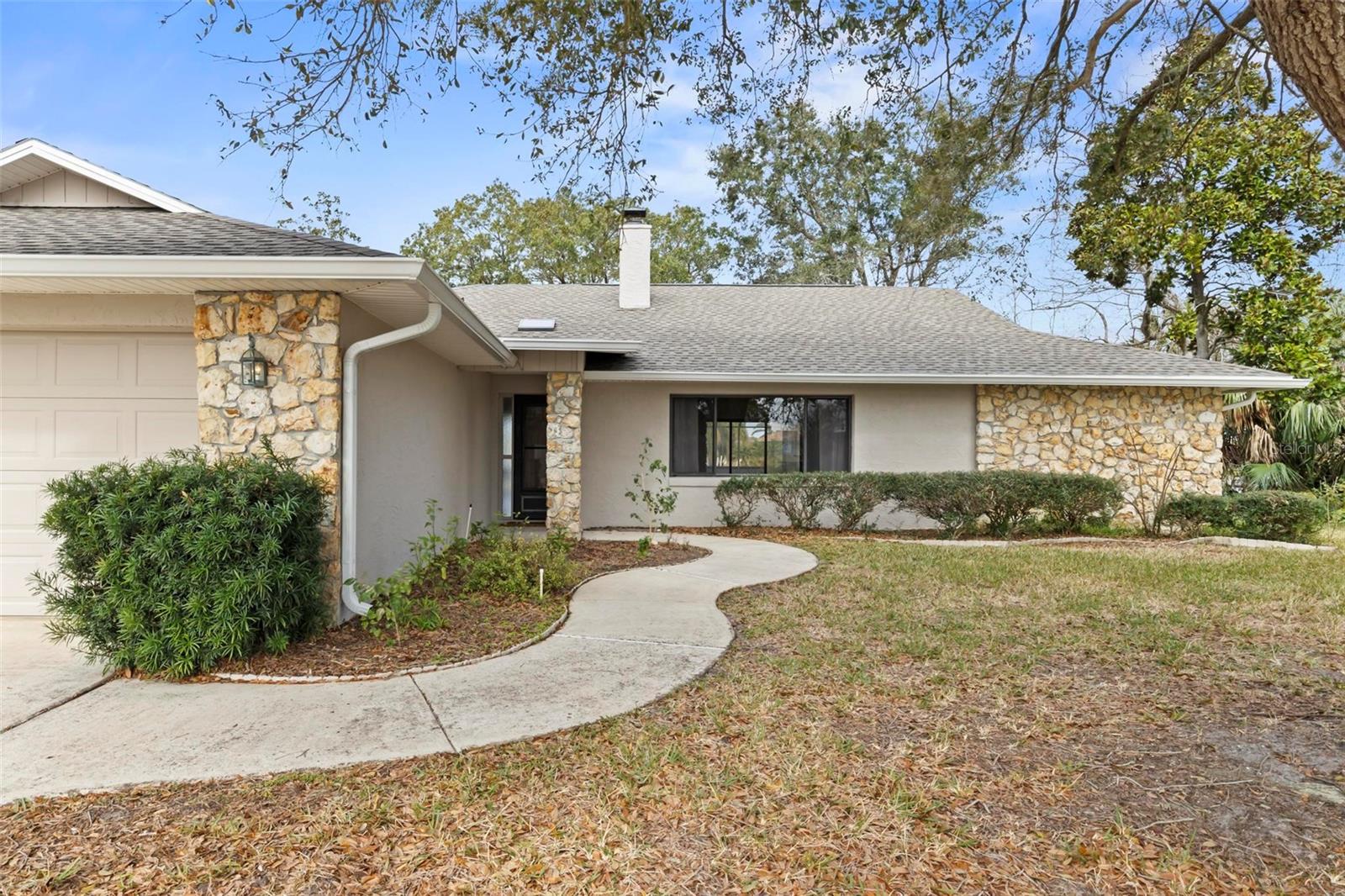 19 Cedar Hollow Court