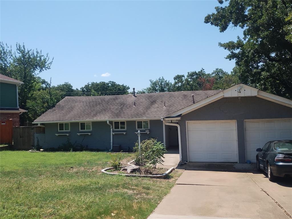 Great investment property for investors or individuals who are able to do some repairs.  For more information please contact the agent.  Repair estimate documents attached in the documents