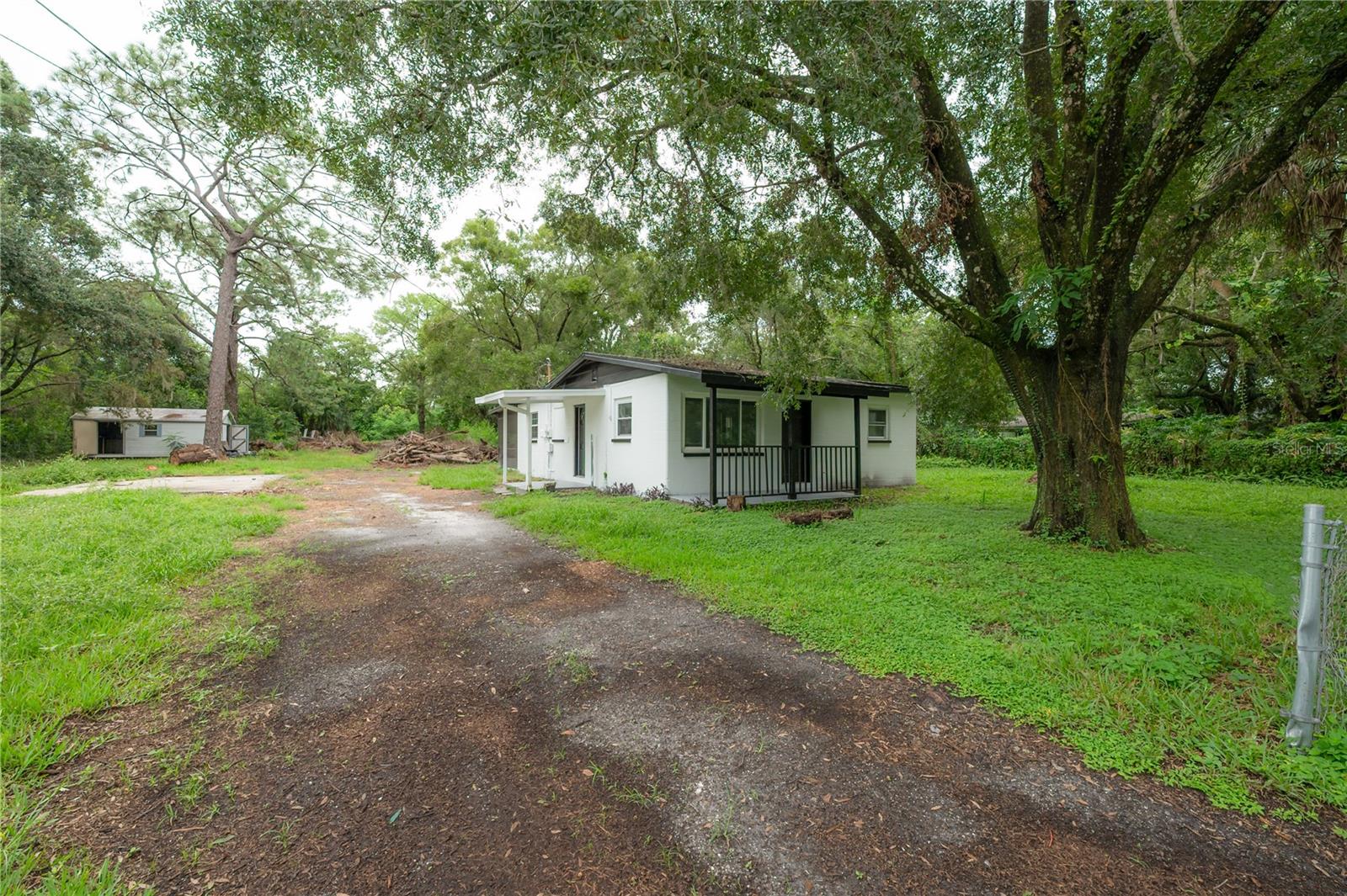 10411 N Woodmere Road