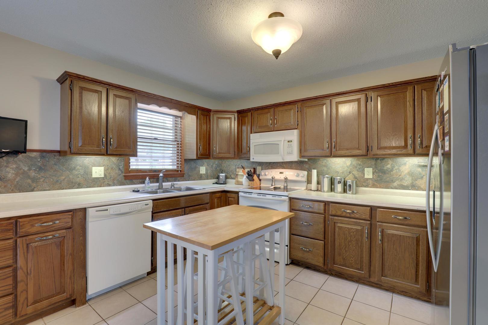 2701 Ken Ray Drive