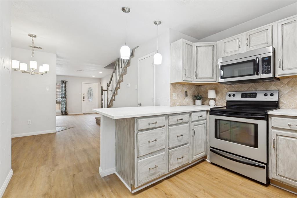 617 Carriagehouse Lane 3E