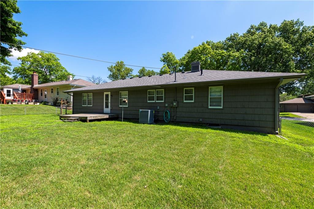 4980 NE Chouteau Drive