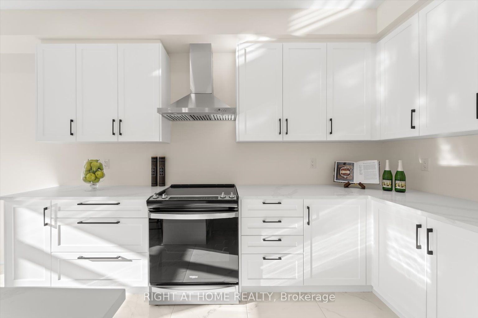 51 S Bowline Vista St