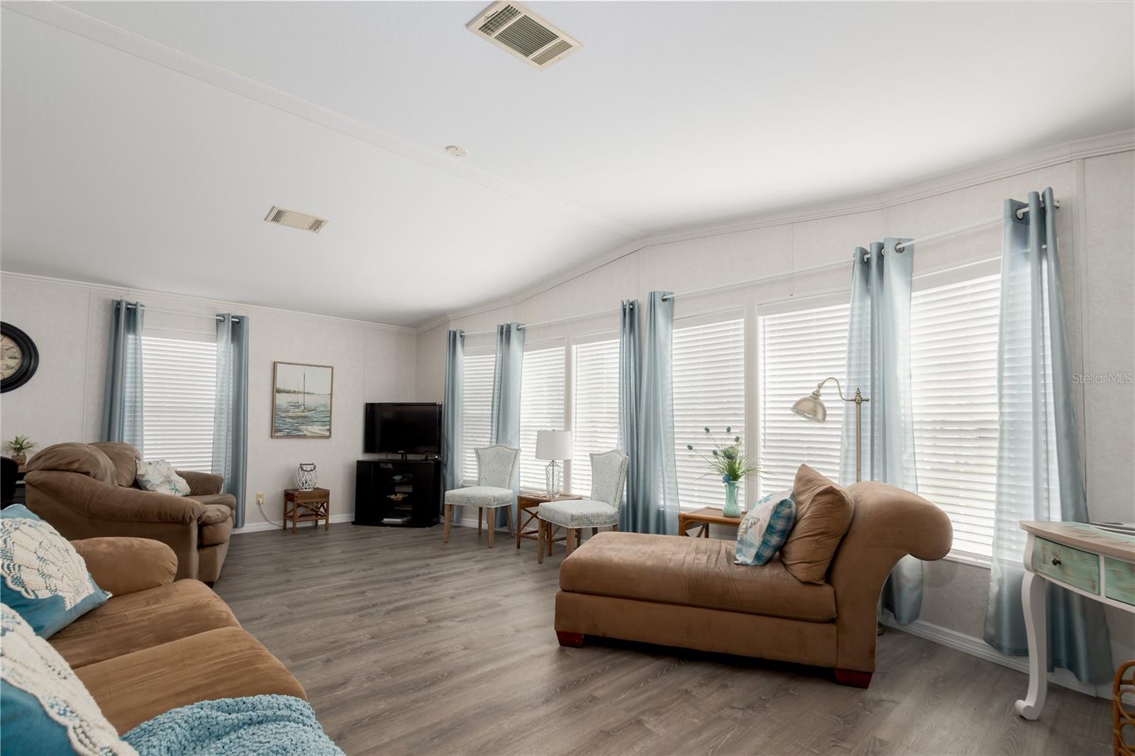 3309 Bernadette Drive