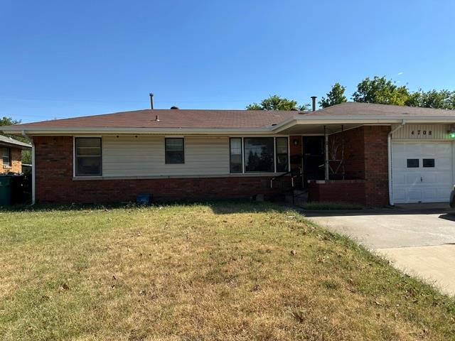 Calling all investors, this would make a great rental or flip.  The house does need work.  This house comes with a Generac generator hooked up to the natural gas line, and it turns on automatically every Saturday for a test.