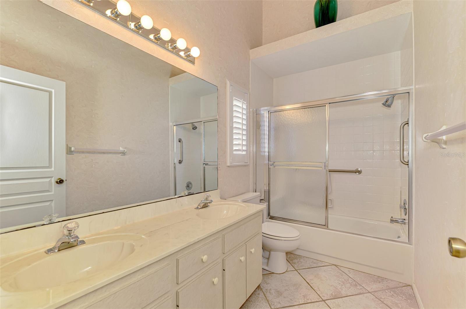 14502 Bridgeview Lane