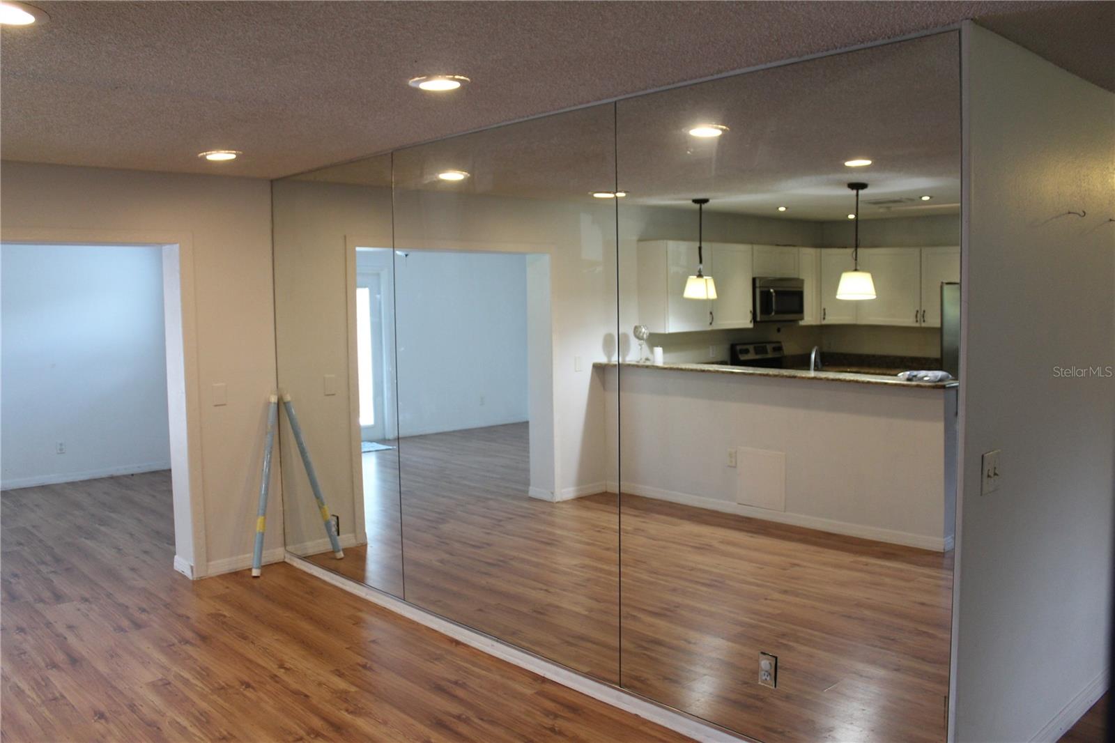 403 Murphy Road