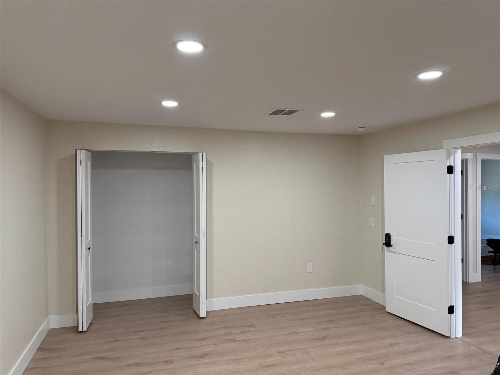 401 NW 3rd Avenue