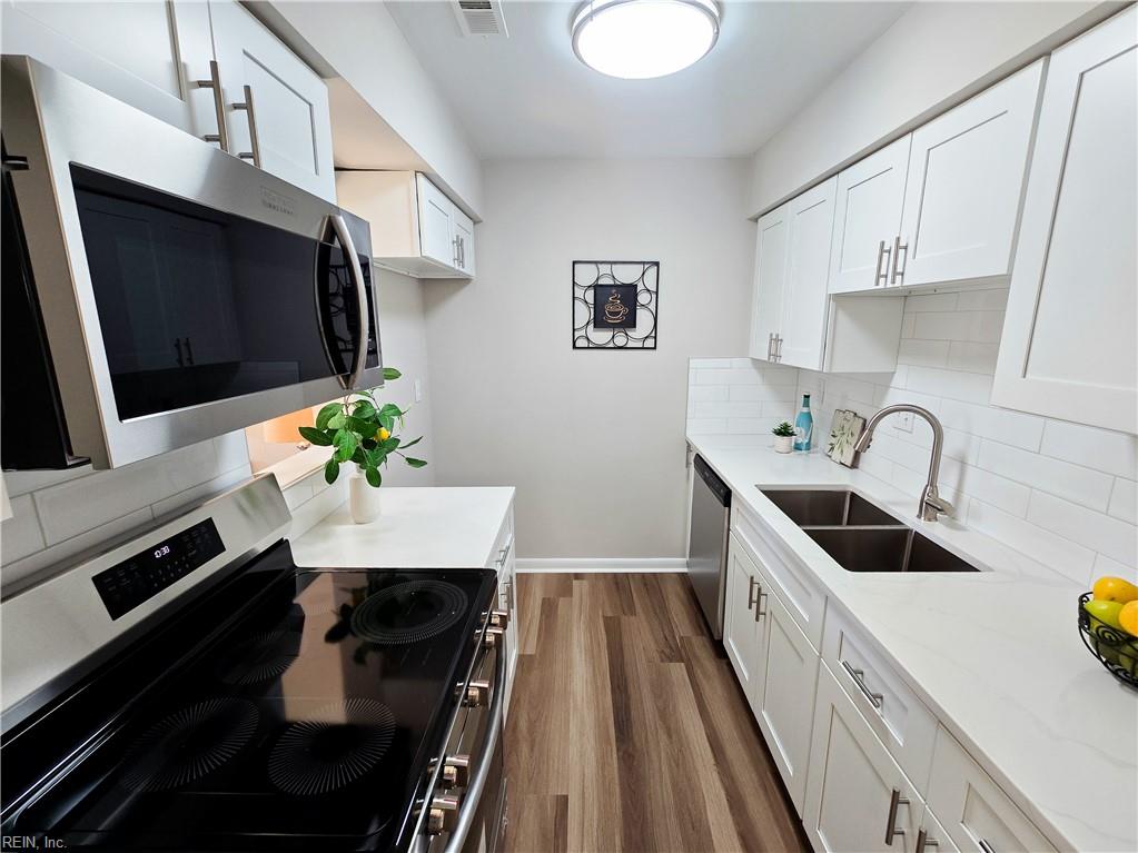 408 Back Acres Court, Virginia Beach, VA 23454