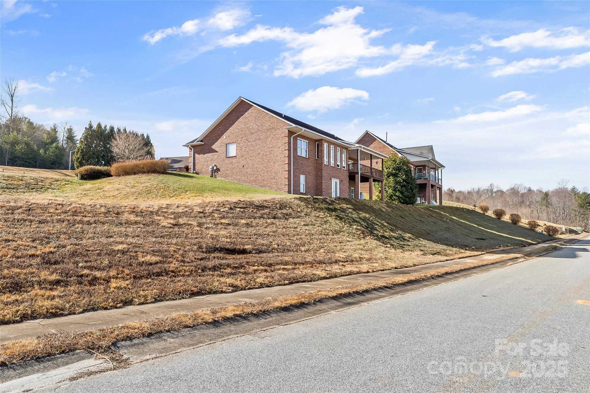 424 Huntington Woods Street SE