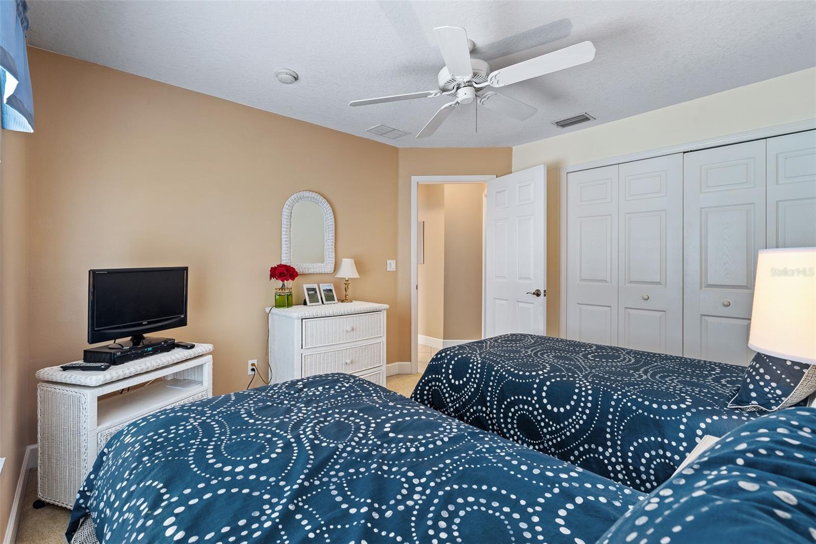 1283 Royal Pointe Lane