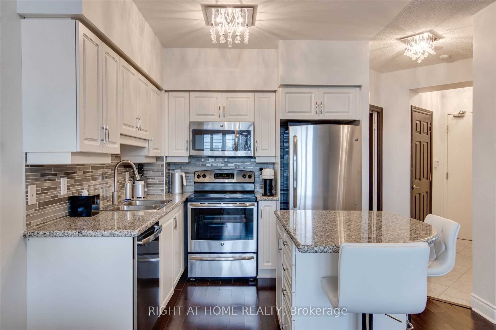 80 Harrison Garden Blvd 1428