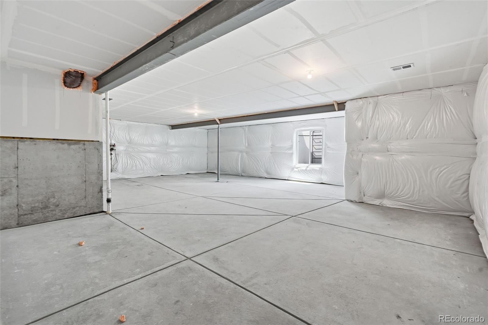 716 Bradley Circle