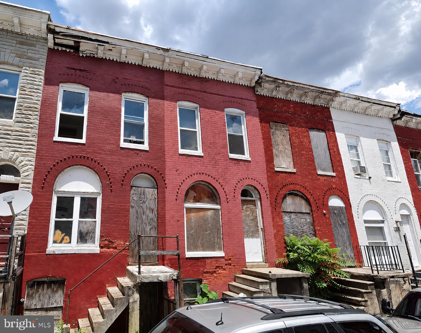 2008 Ridgehill Ave  