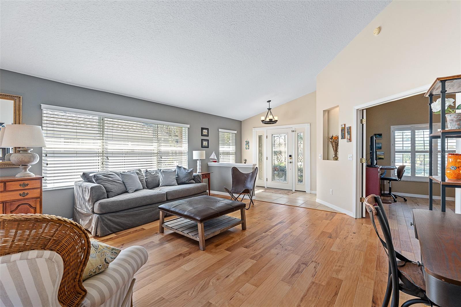 1404 Sunningdale Lane