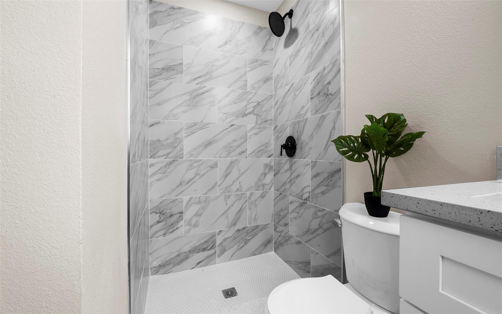 3601 E Giddens Avenue