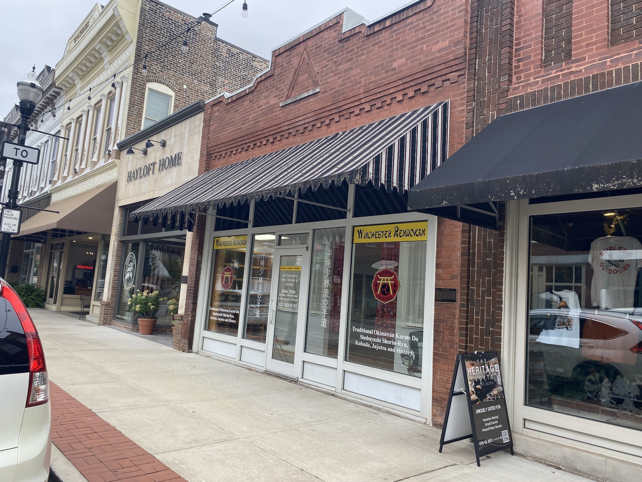 This Updated and Renovated Building is now being used as a Karate Studio with unlimited uses in the fast-growing Historic Downtown of Winchester Tn., with lots of dinning available close to Tims Ford Lake -Twin Creek Marina. Opportunity sometimes only knocks once.


5