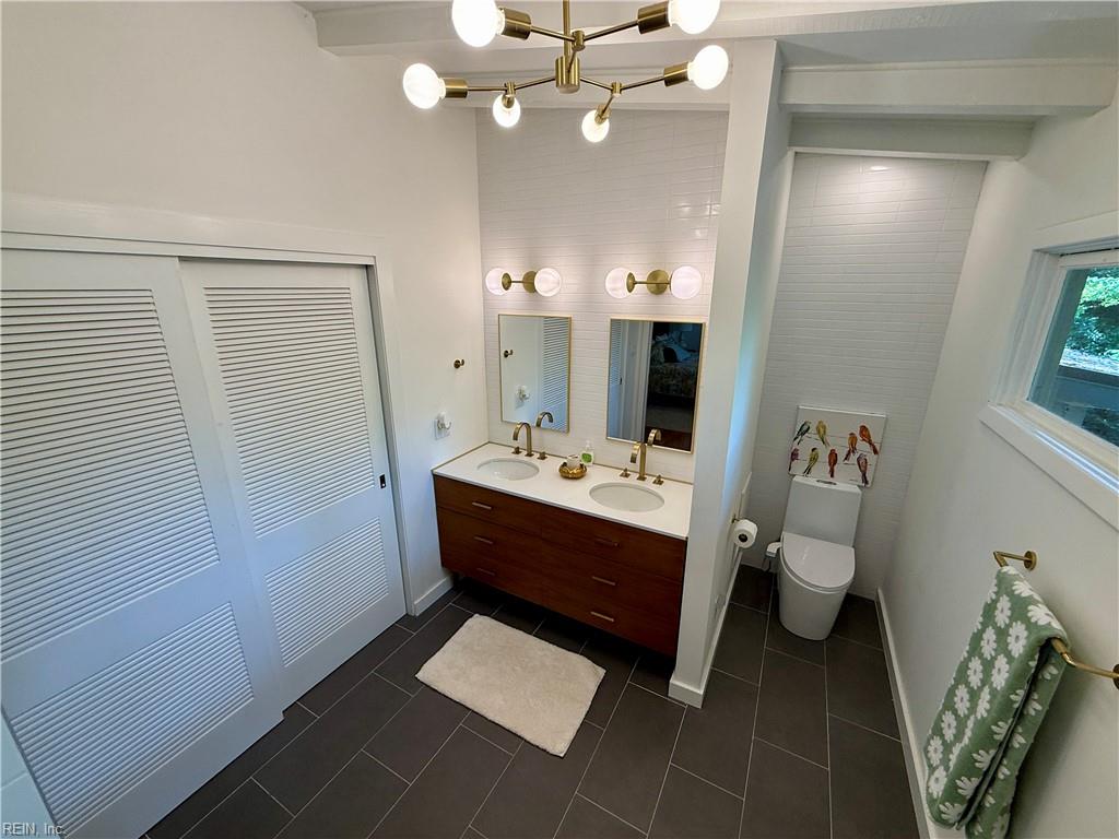 5 Downing Place