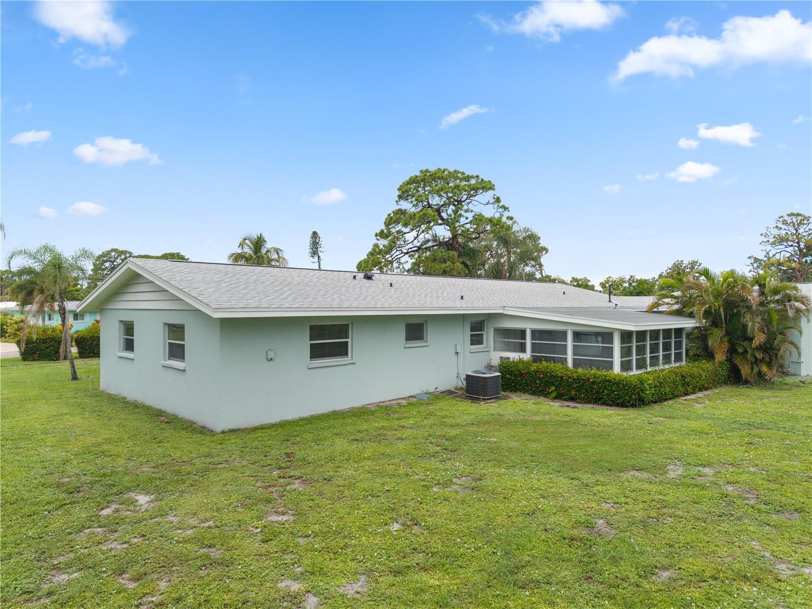 1225 Casabella Drive