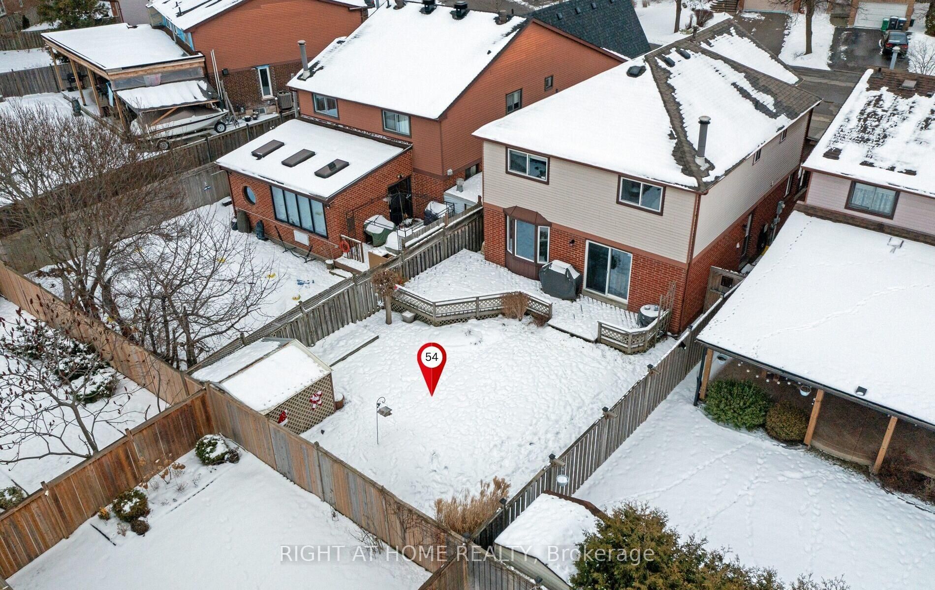 54 Ferguson Pl