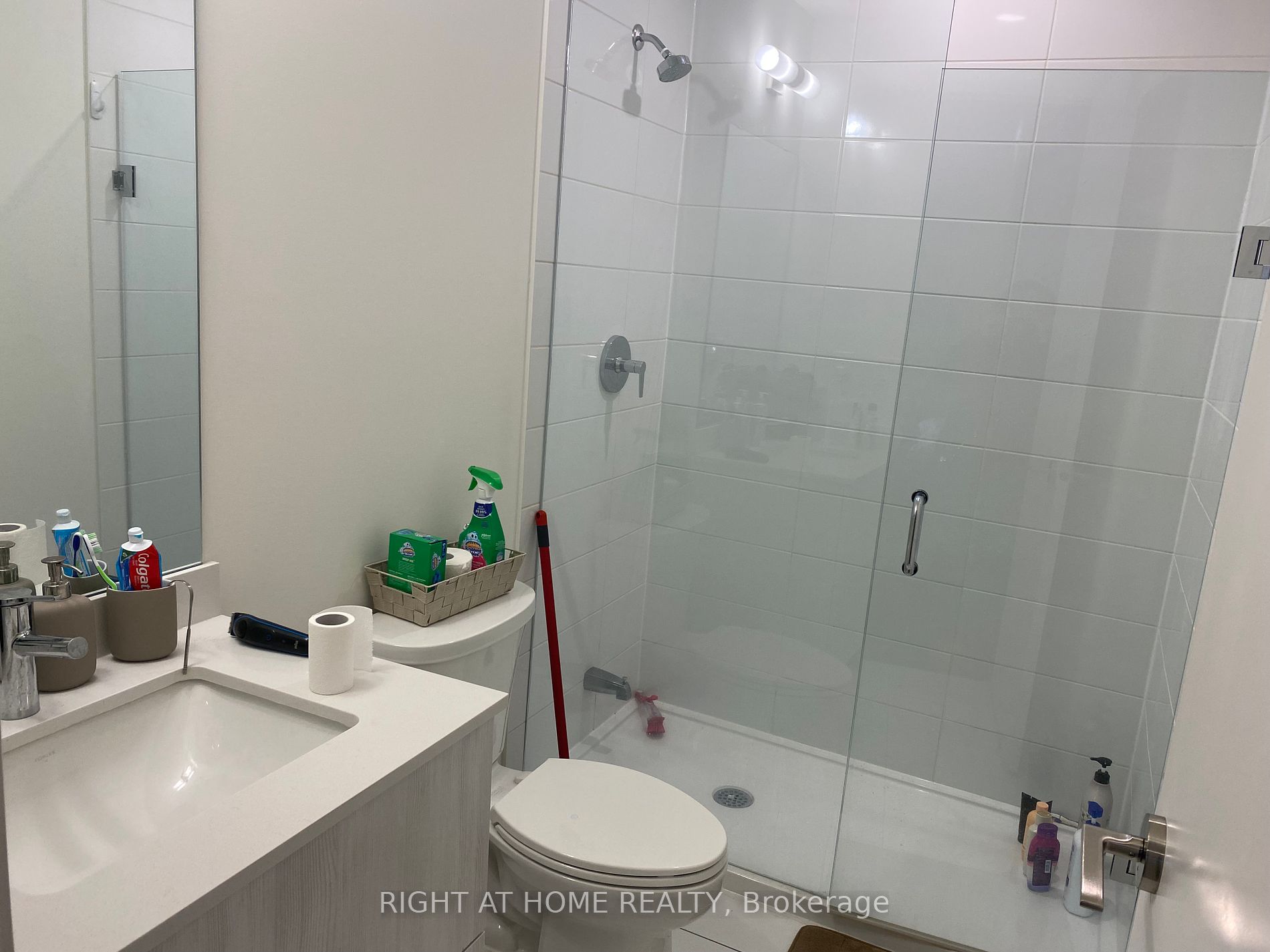 10 David Eyer Rd 1206