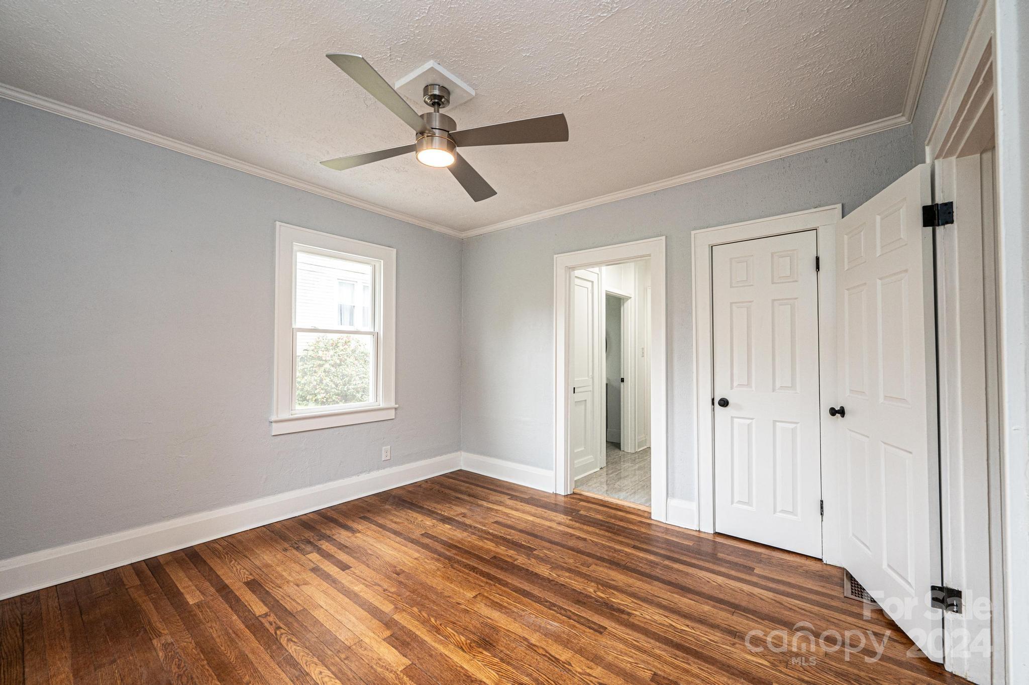 332 2nd Street Place SE