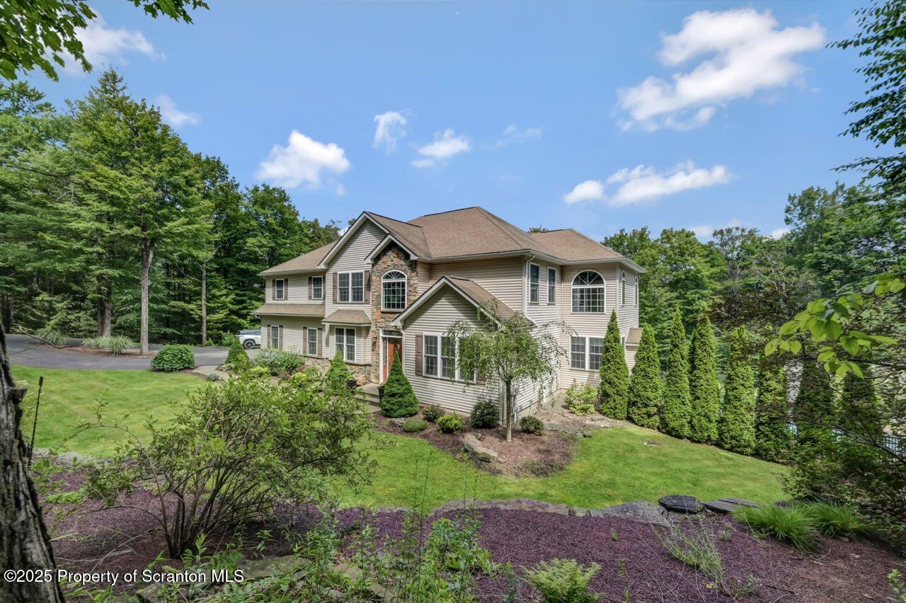 172 Constitution Drive