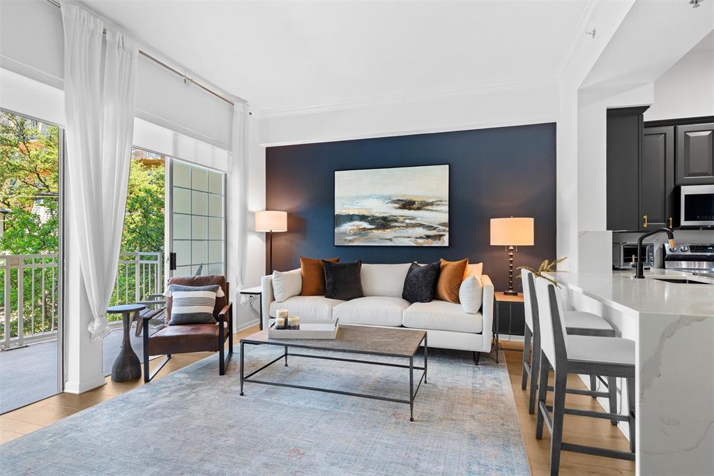 3225 Turtle Creek Boulevard 330