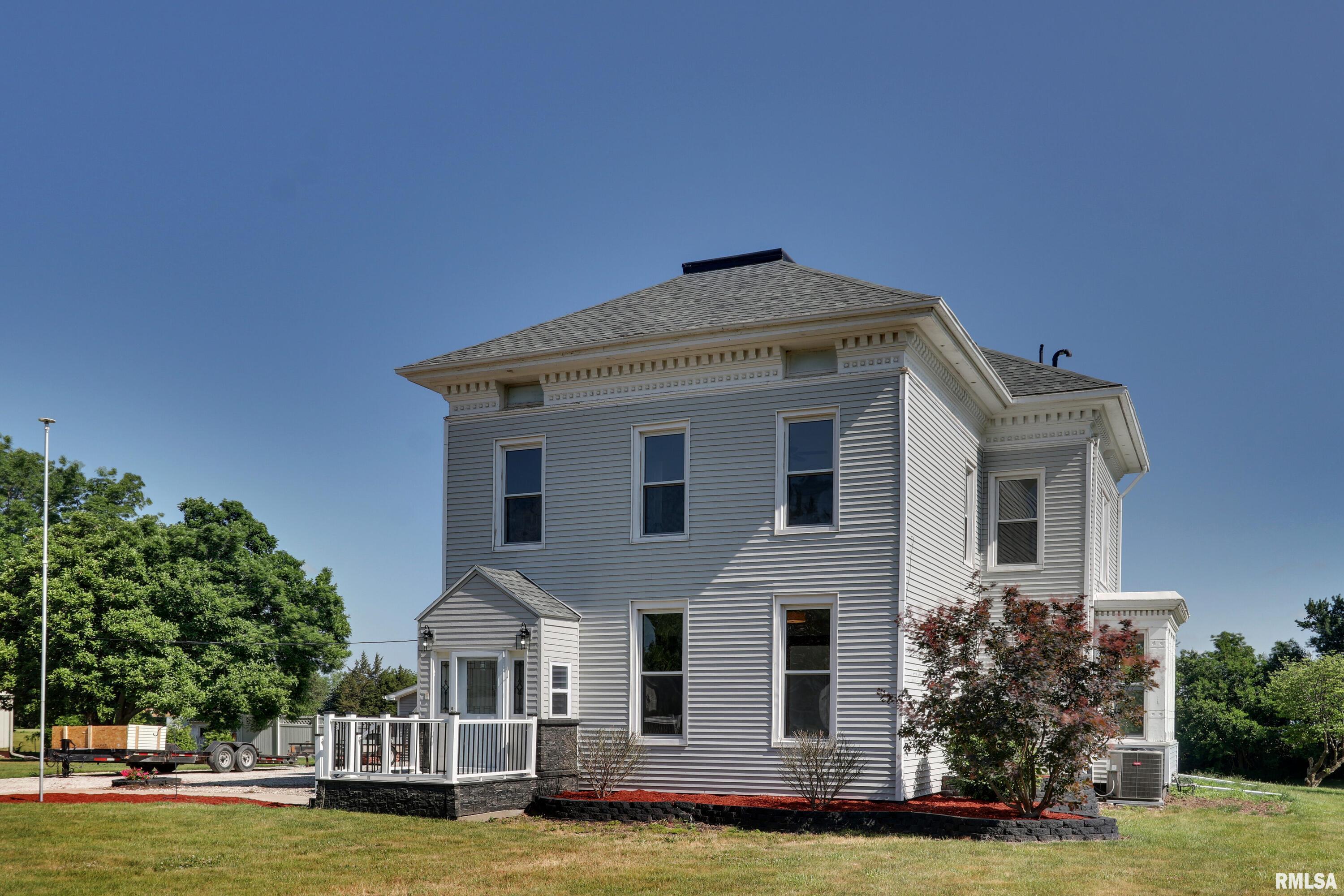 Happel Inc. Realtors Houses for sale in Quincy, Illinois Area