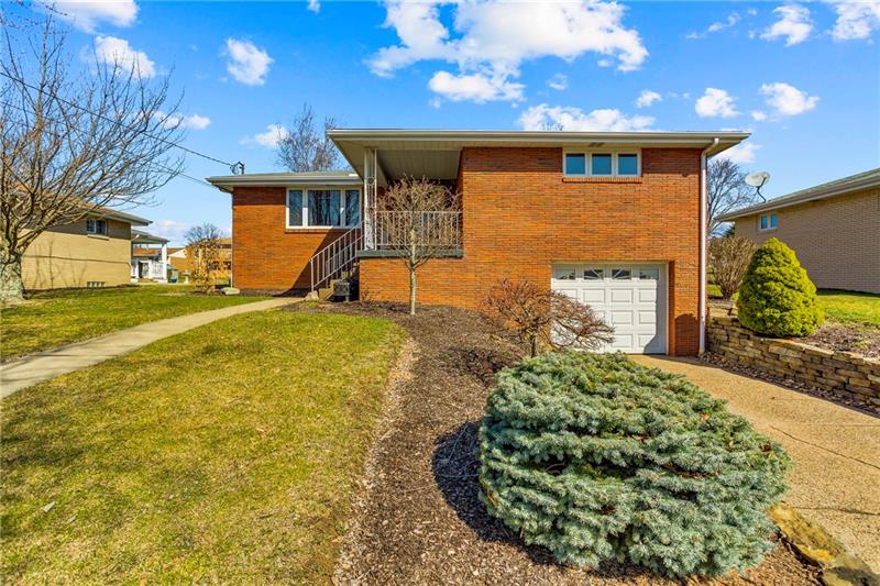 Residential for sale in Jefferson Hills, Pennsylvania, 1491269