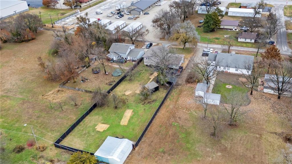 211 N Lincoln Street