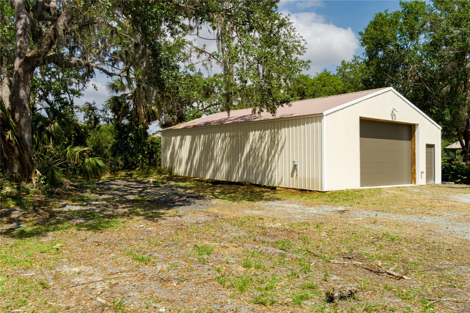 5403 Red Rooster Road