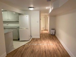 87 Clinton St Basemnt