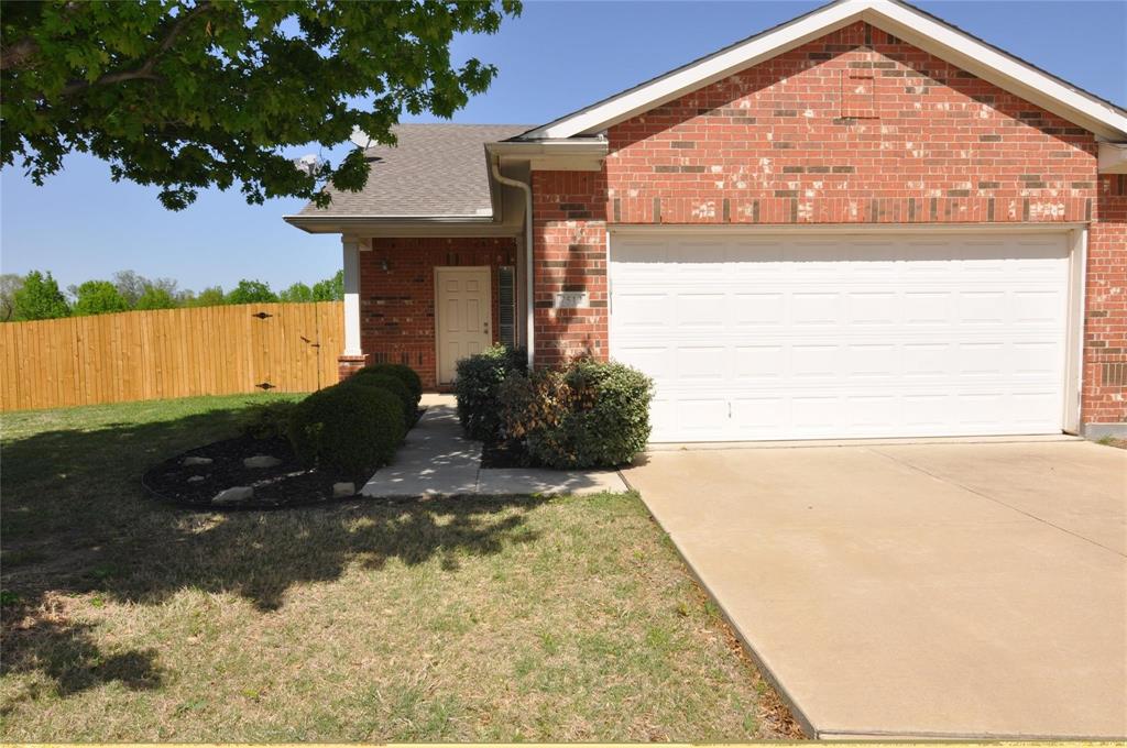 7512 Howling Coyote Lane