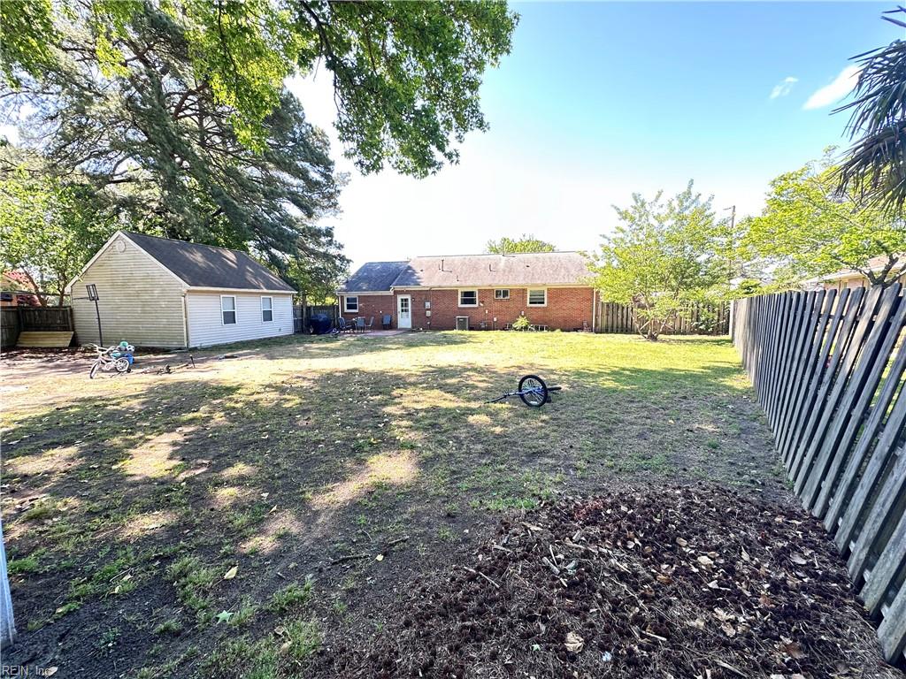 4636 Mallard Crescent