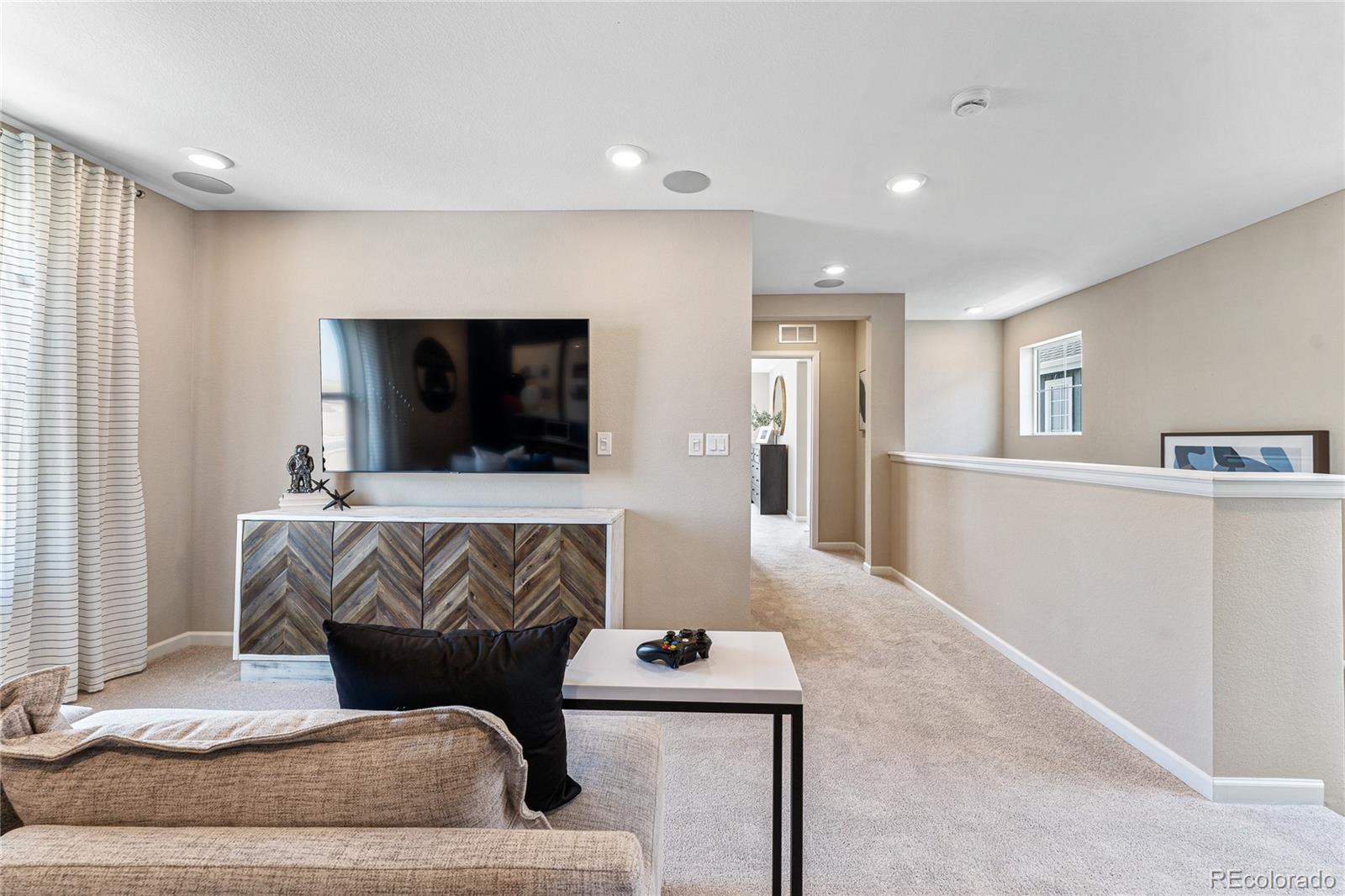 3359 N Coolidge Way