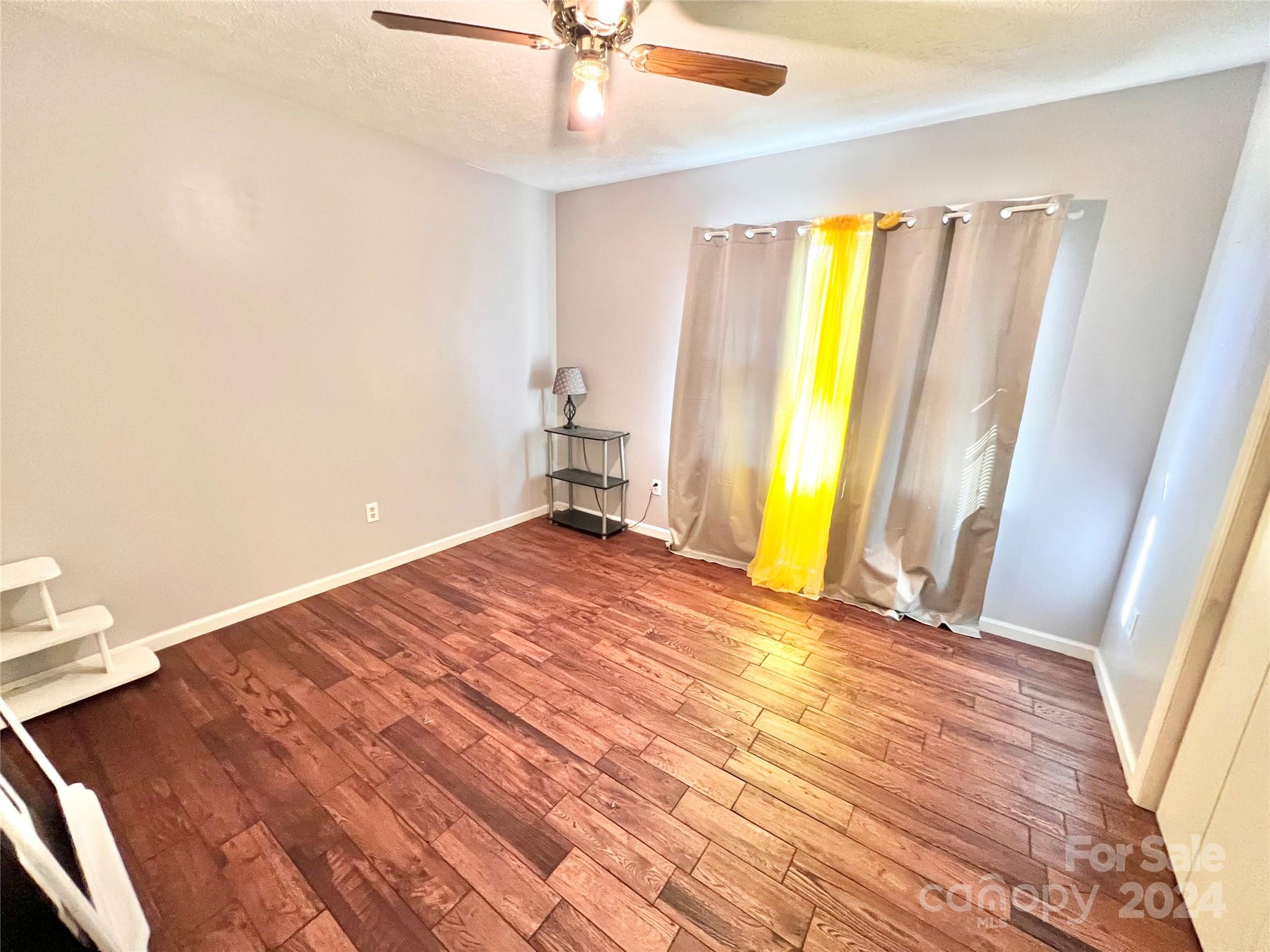 3556 Majestic View Place