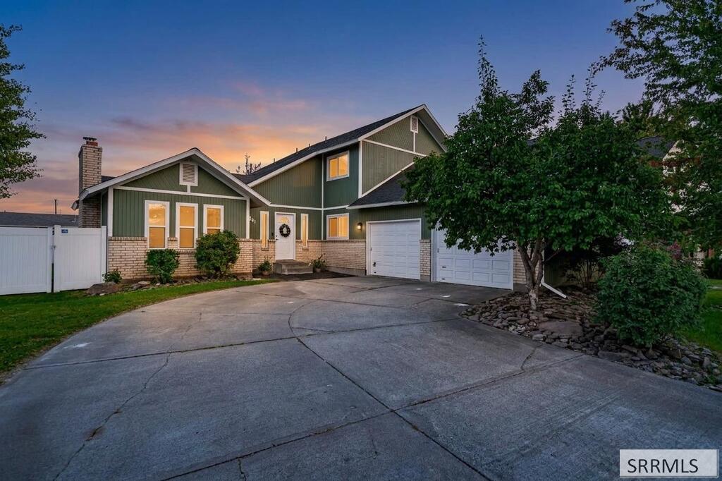 3241 Disney Drive