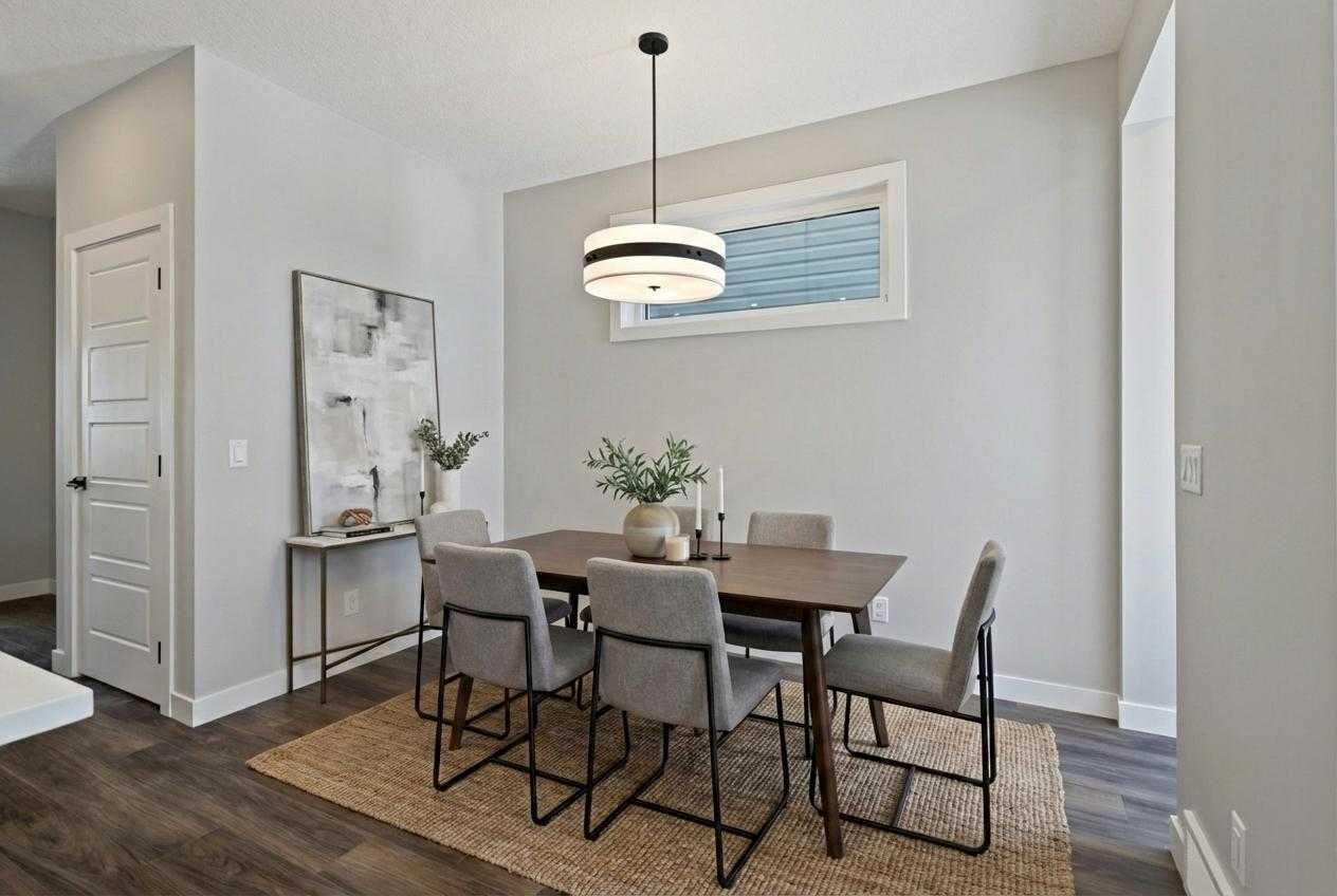 65 Amblefield Heights NW