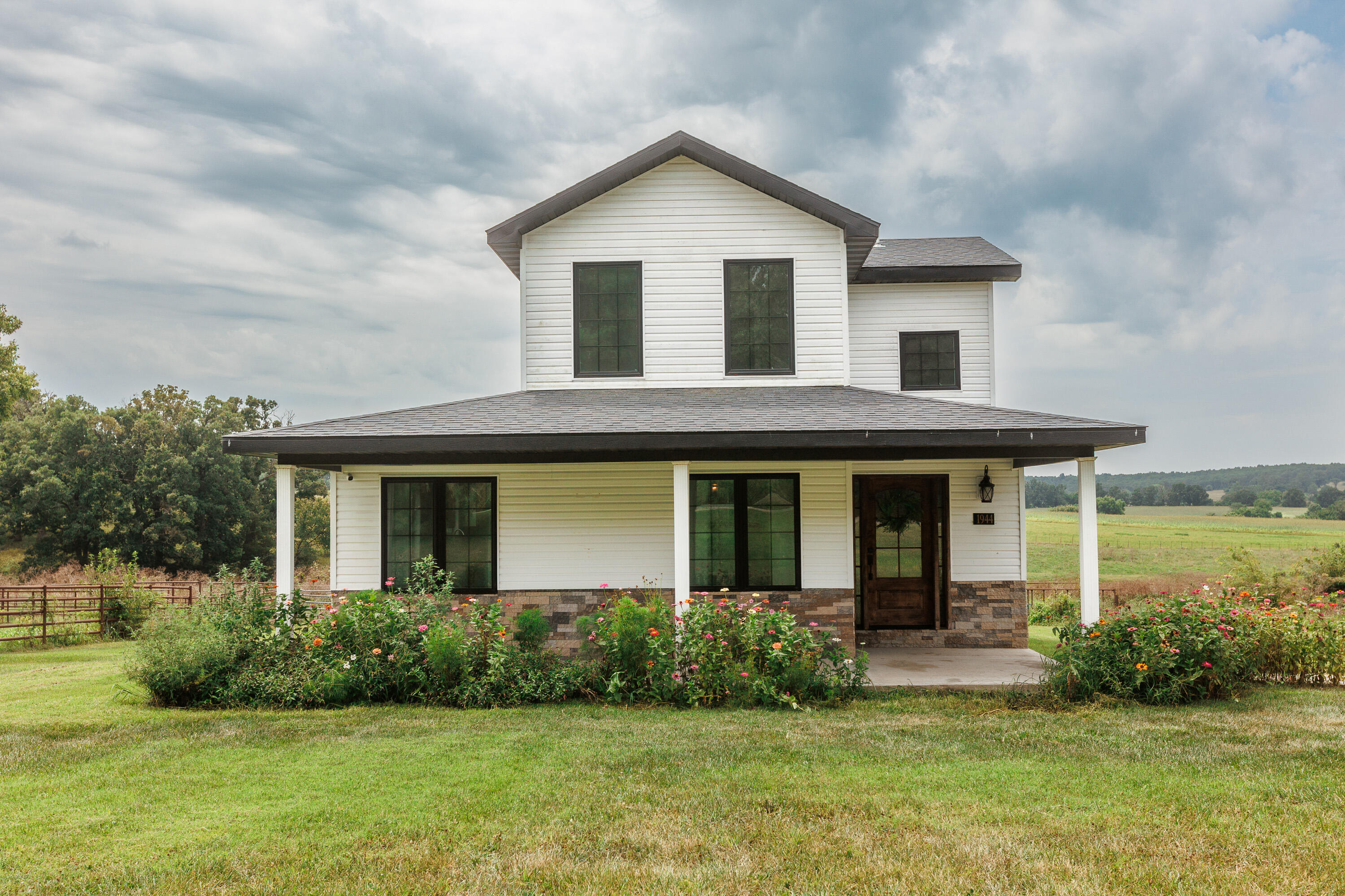 1944 Sampson Road