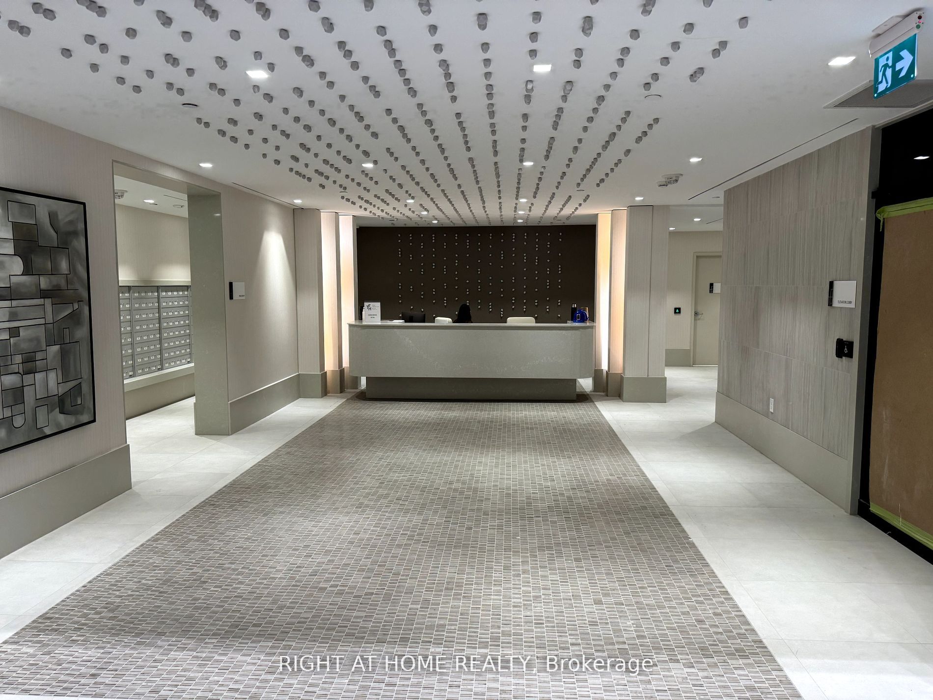 2020 Bathurst St 320