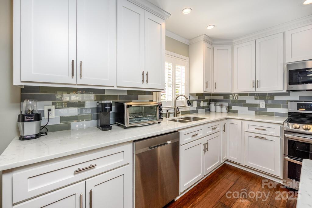 4210 Barfield Street