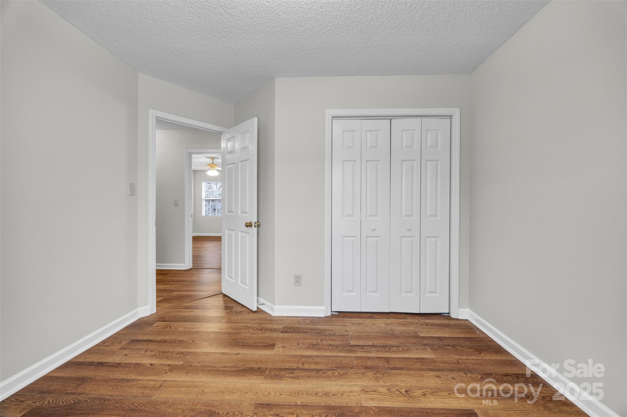 552 Meadowridge Drive